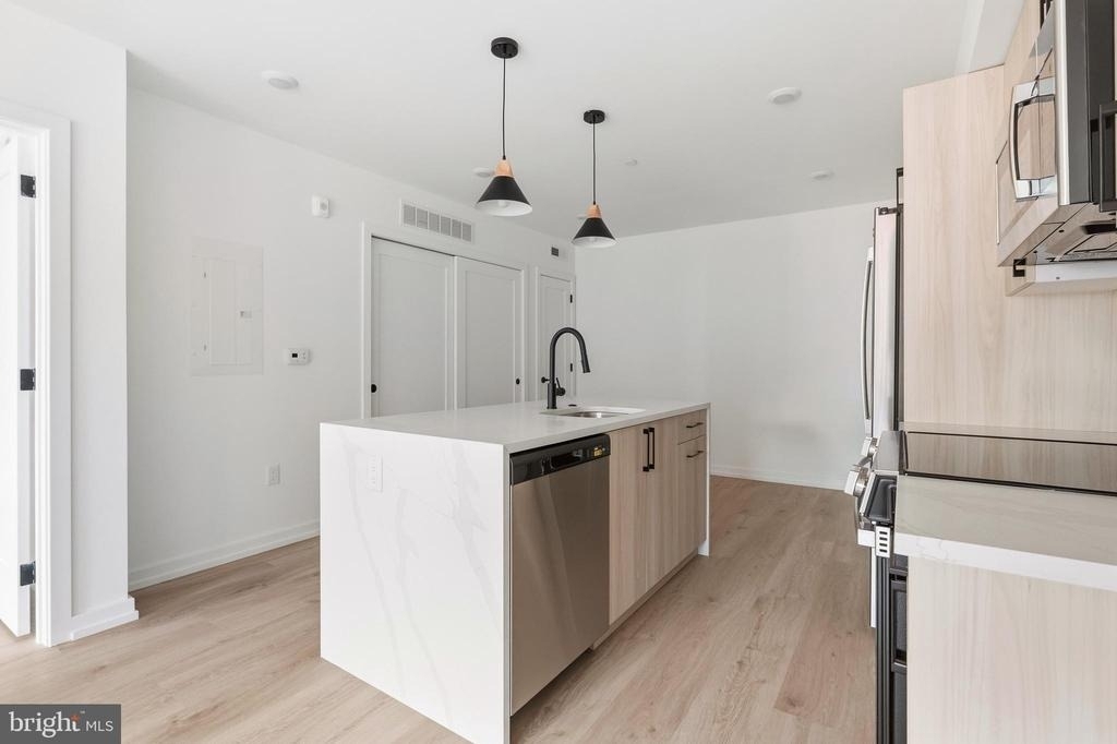 208 Vine Street - Photo 5