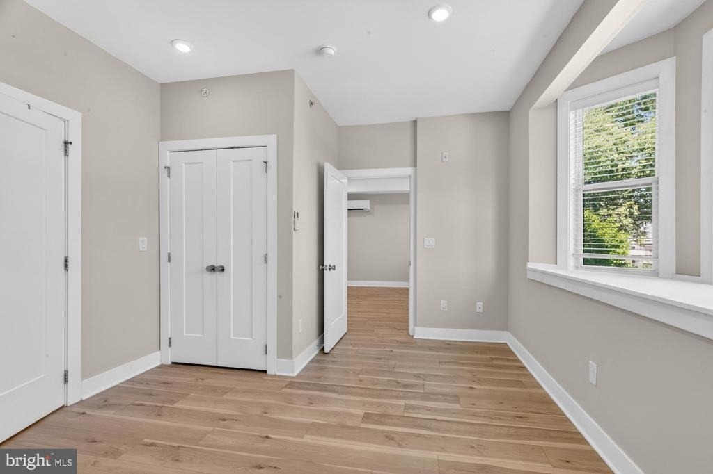 5230 Walnut Street - Photo 13