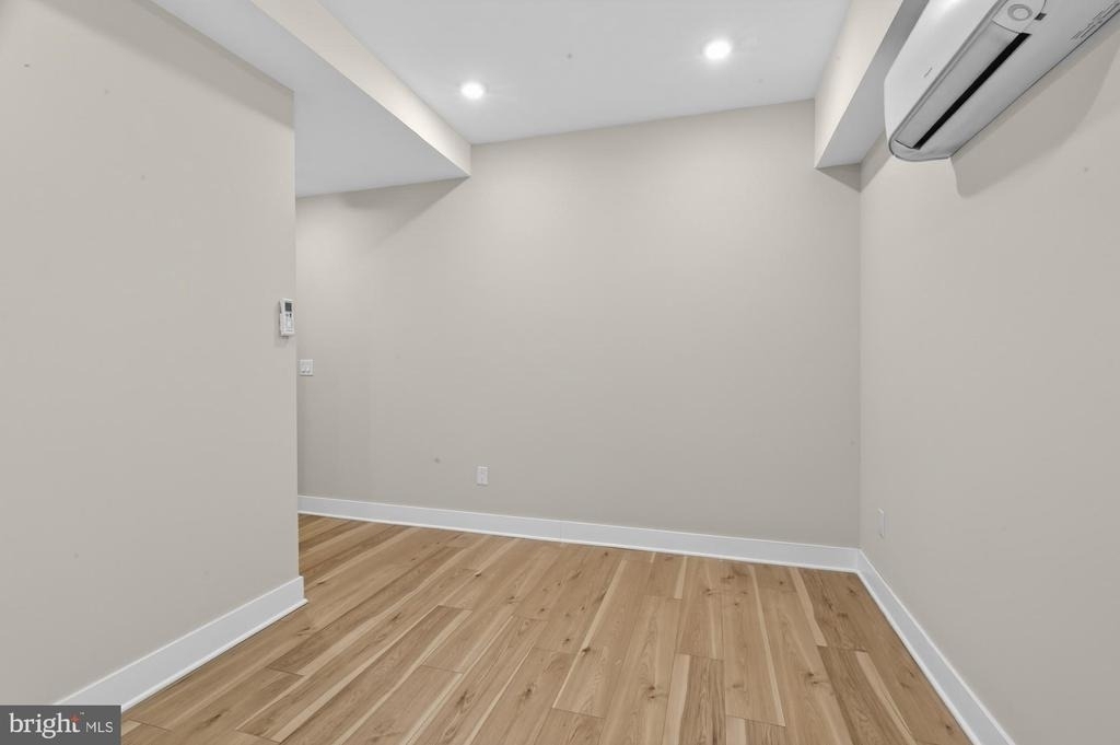 5230 Walnut Street - Photo 10