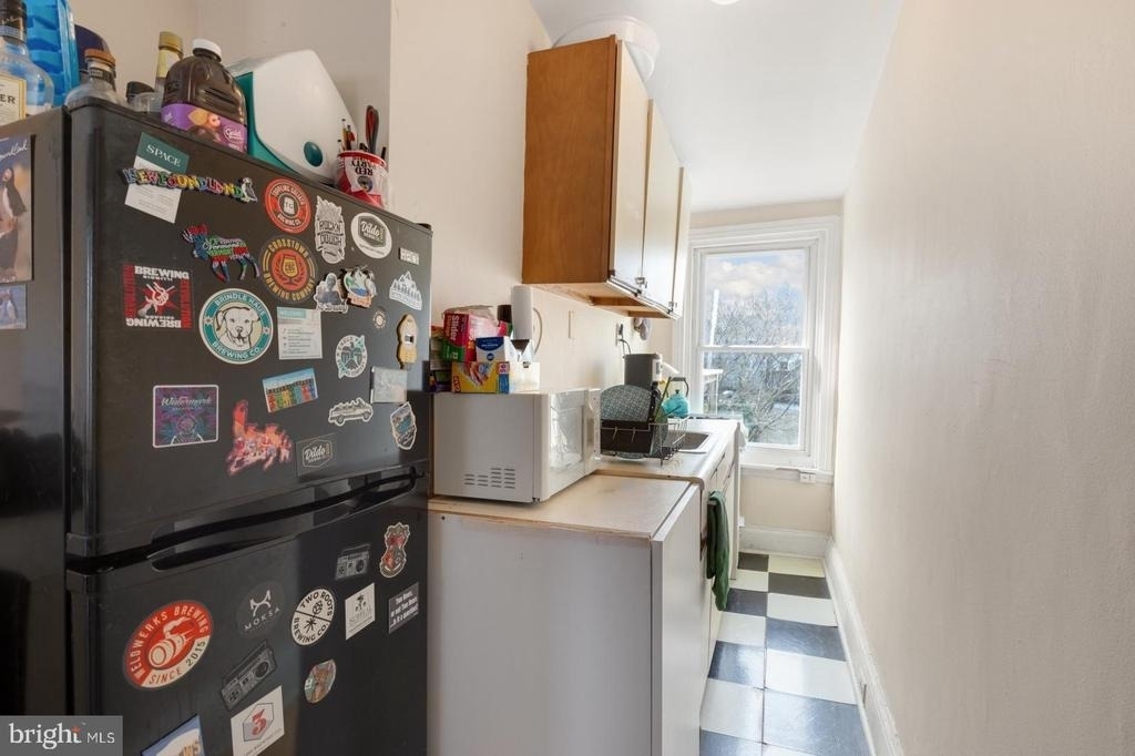 1804 Fairmount Avenue - Photo 5