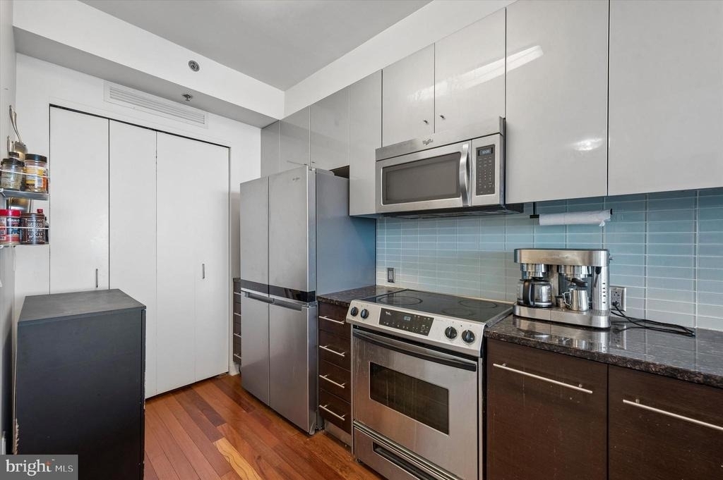 2101 Market Street - Photo 7