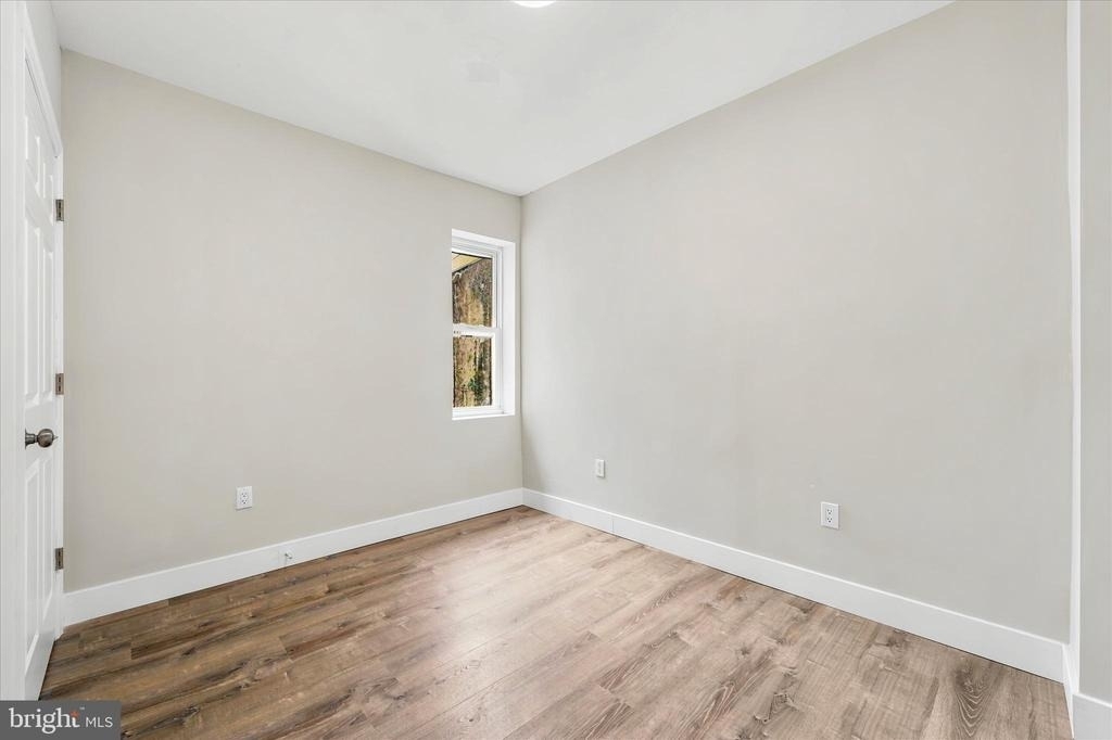 2310 Tasker Street - Photo 9
