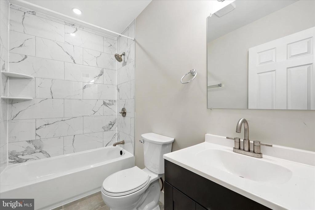 2310 Tasker Street - Photo 10