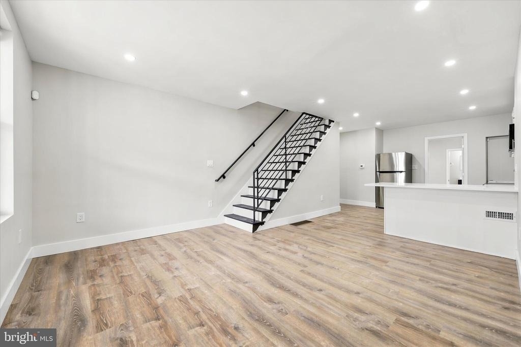 2310 Tasker Street - Photo 3