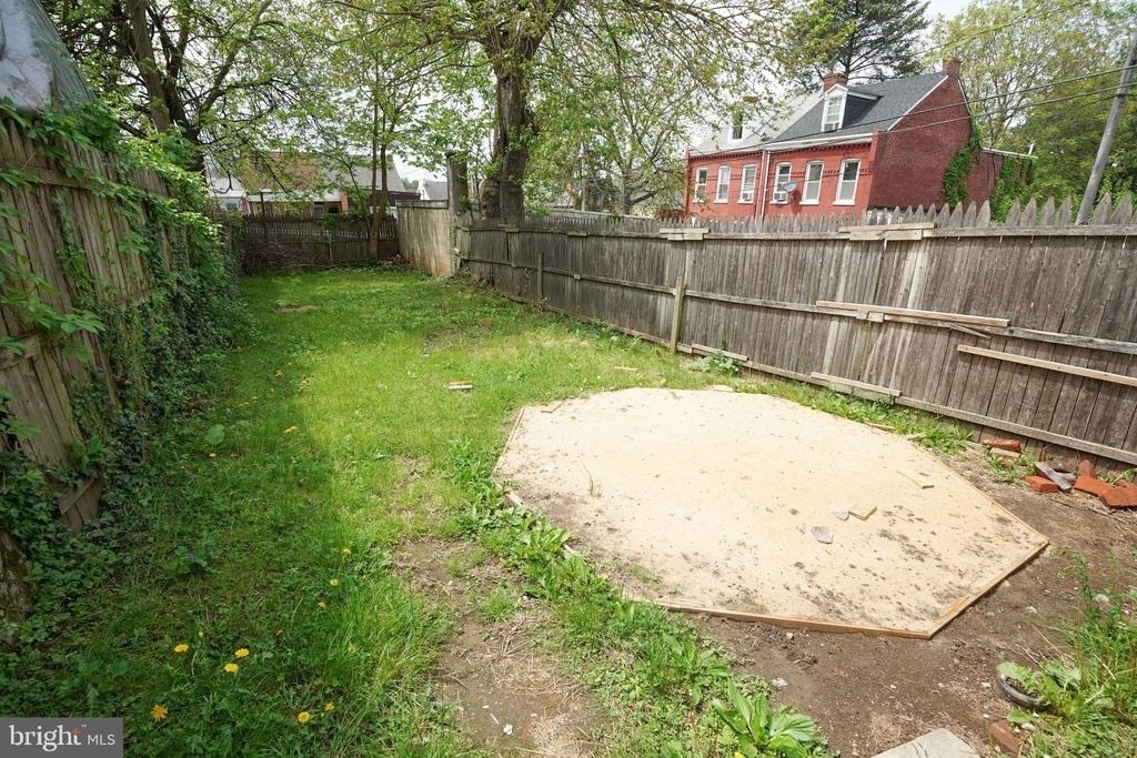 404 Beaver Street - Photo 1