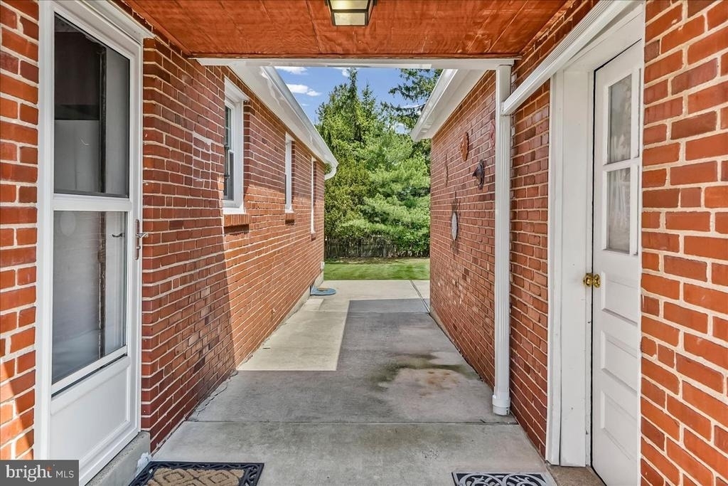 2653 Brierwood Road - Photo 25