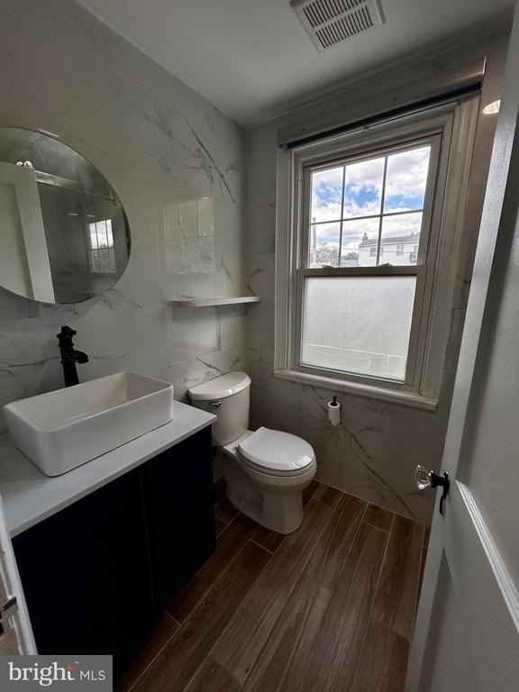 56 N New Ardmore Avenue - Photo 5