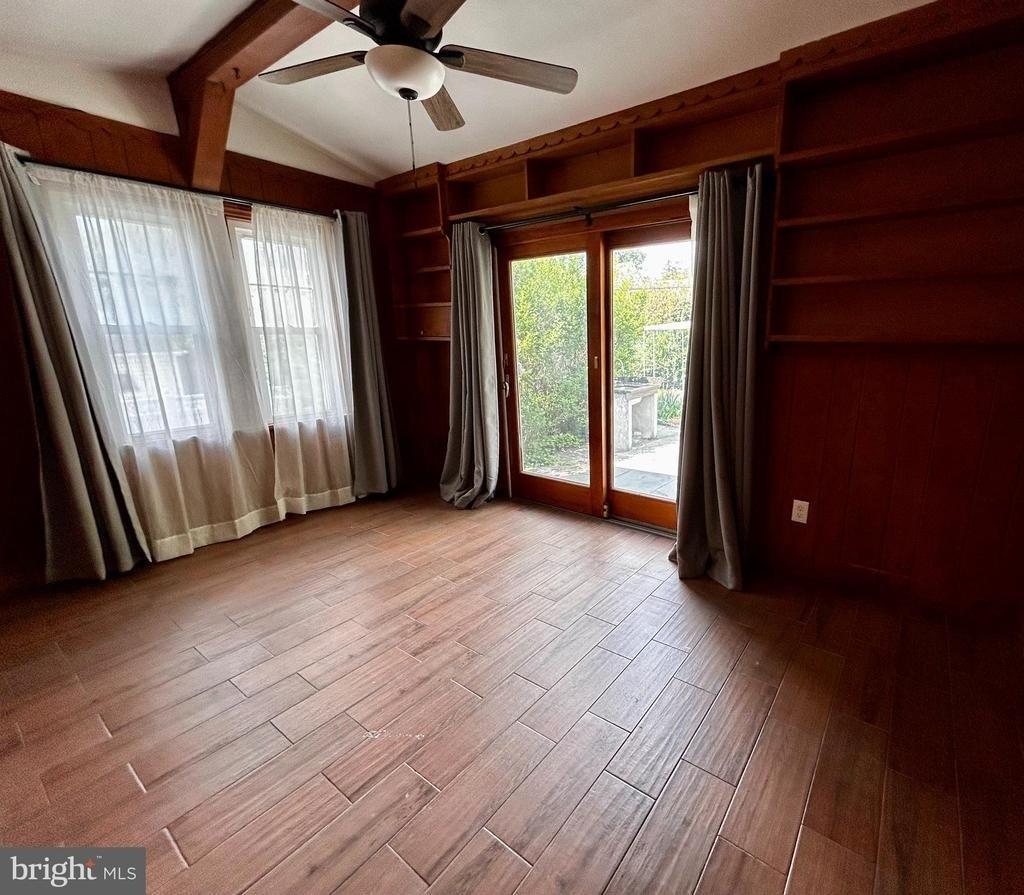 56 N New Ardmore Avenue - Photo 11