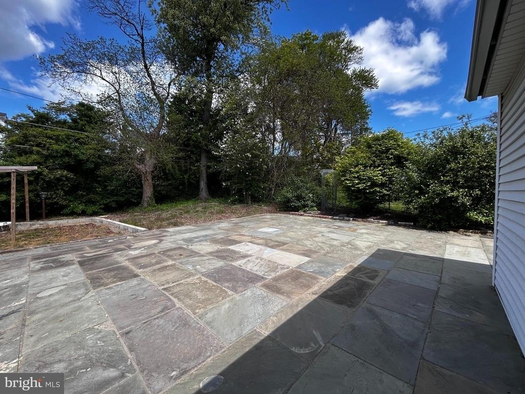 56 N New Ardmore Avenue - Photo 12