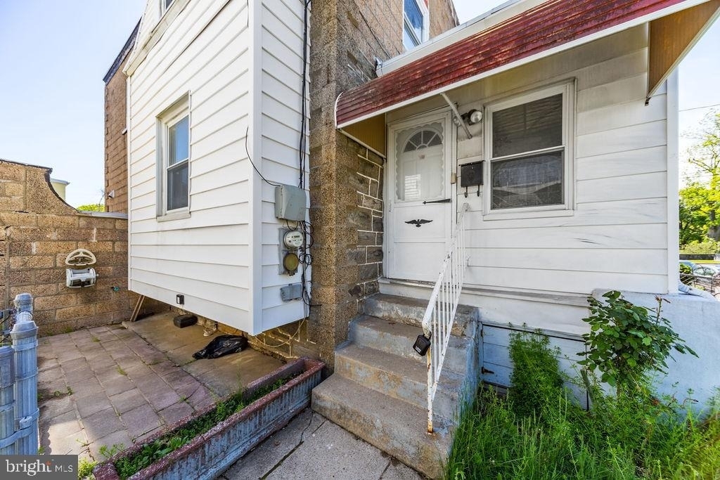 177 Wellington Road - Photo 2