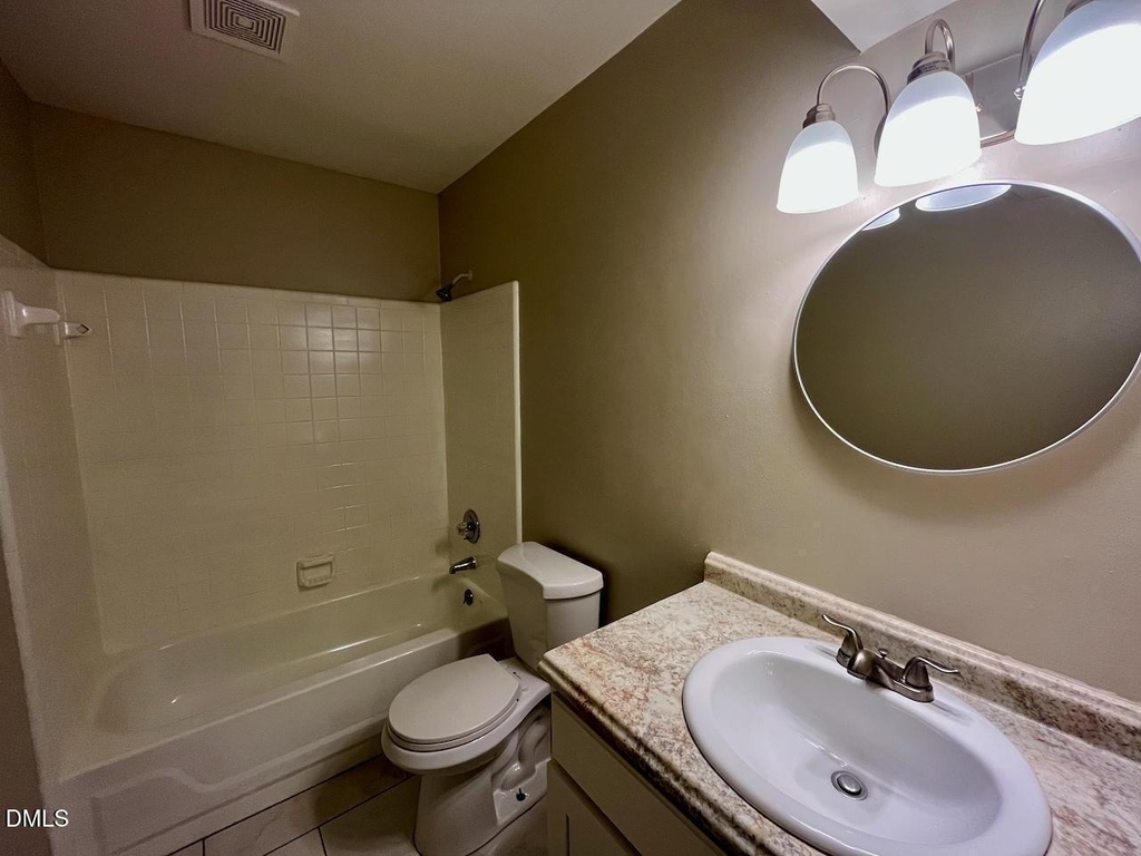 4205 Greencastle Court - Photo 5