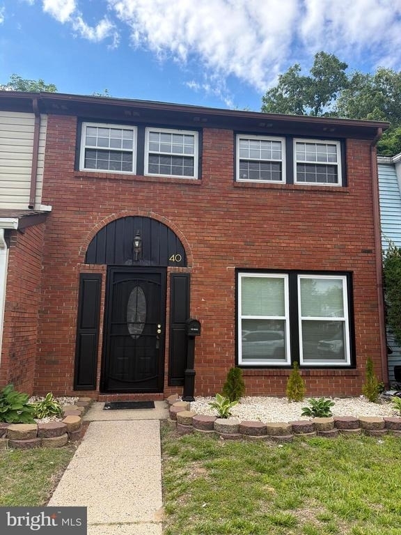 40 Rittenhouse Drive - Photo 0