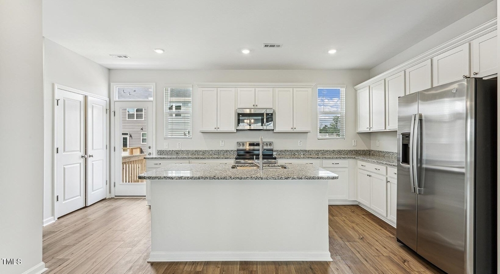 101 Decatur Drive - Photo 14