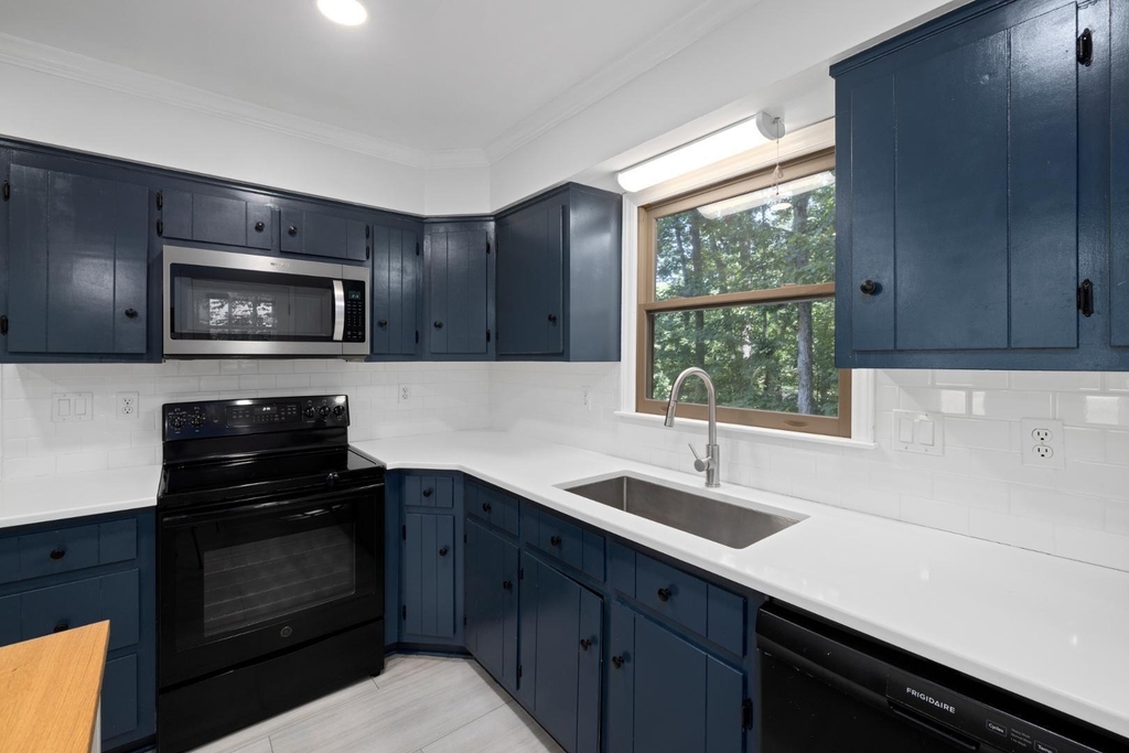 3804 Zenith Place - Photo 9