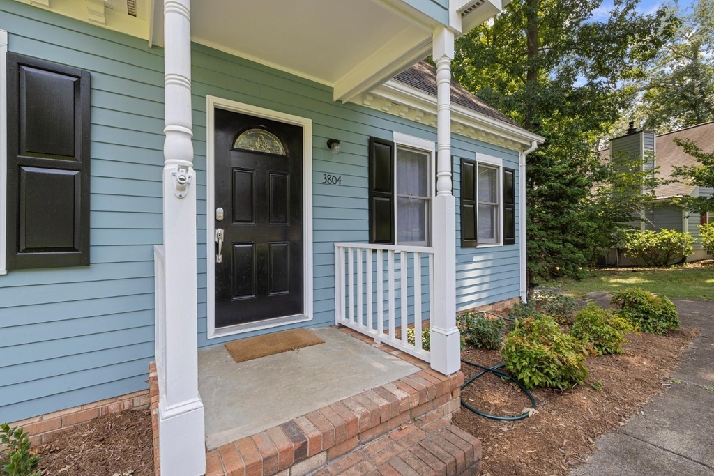 3804 Zenith Place - Photo 2