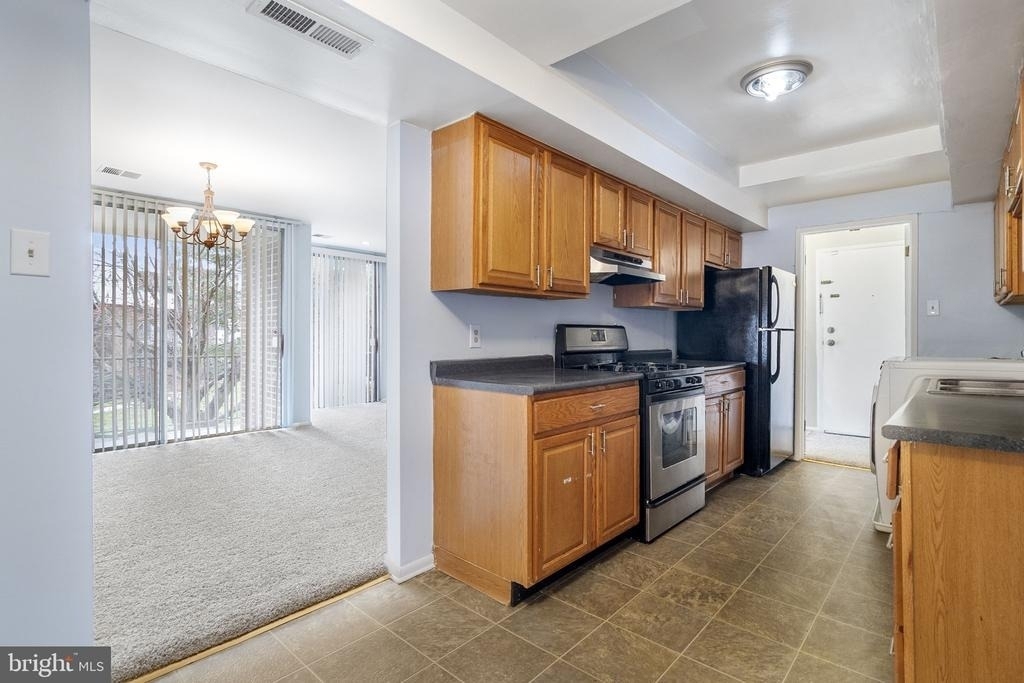 10239 Prince Place - Photo 12