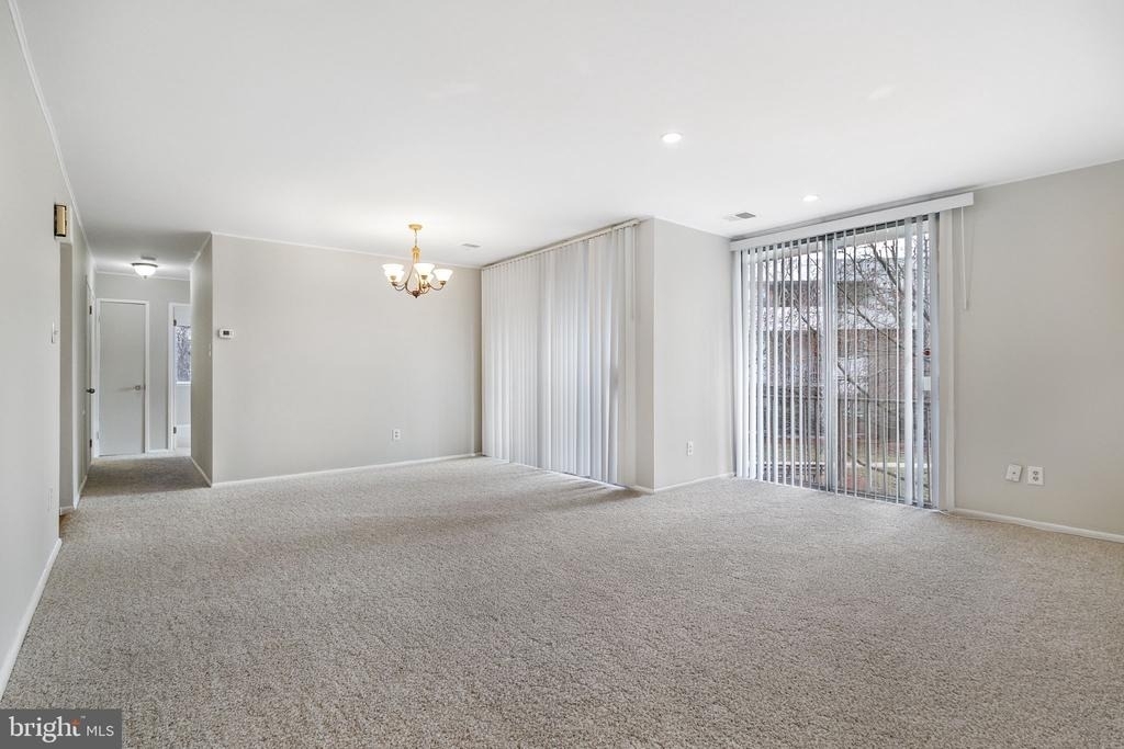 10239 Prince Place - Photo 5