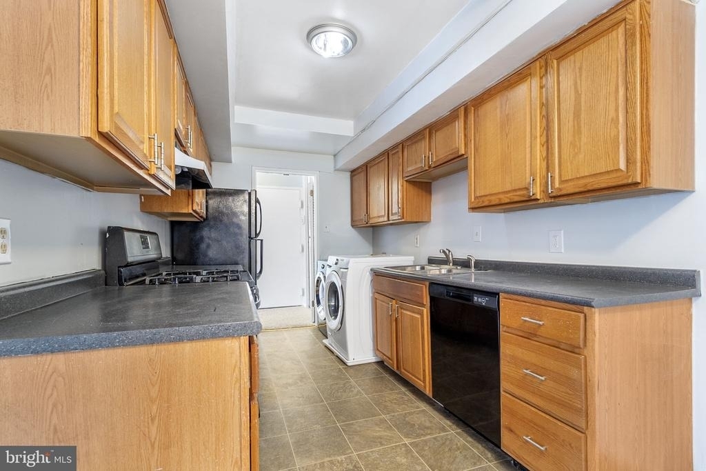 10239 Prince Place - Photo 16