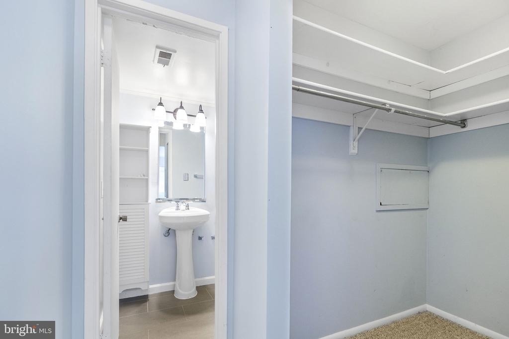 10239 Prince Place - Photo 29