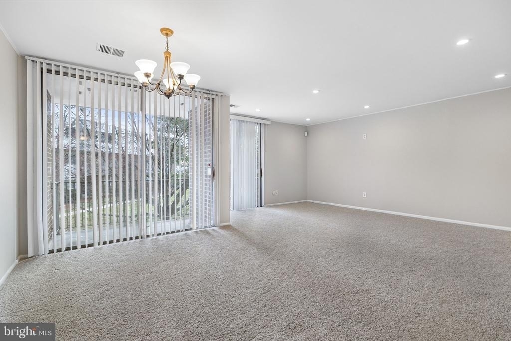 10239 Prince Place - Photo 7