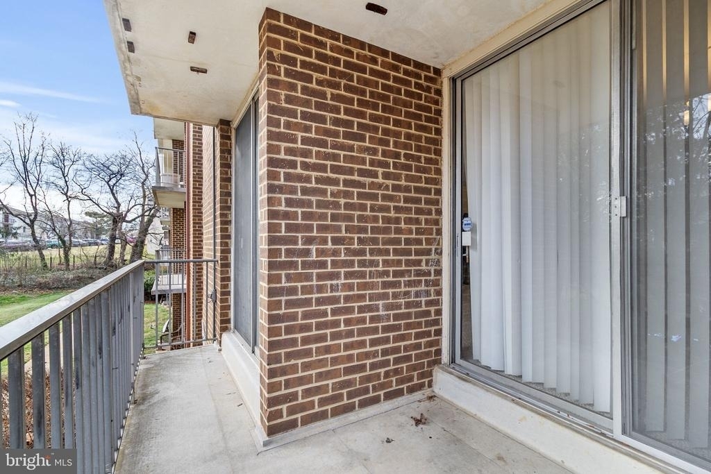 10239 Prince Place - Photo 11
