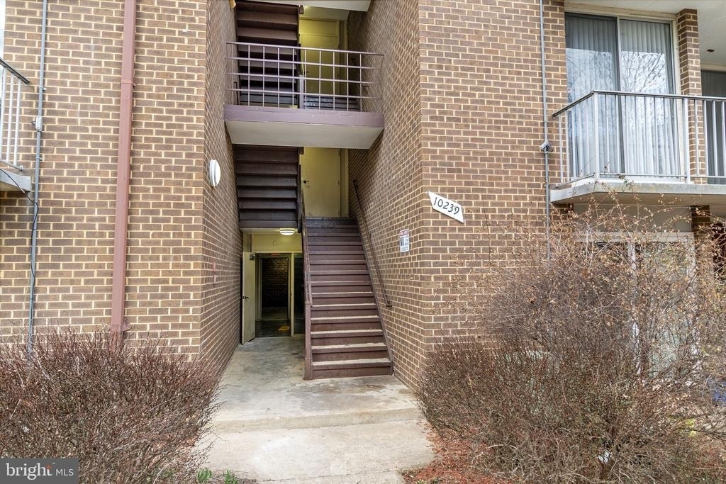 10239 Prince Place - Photo 1