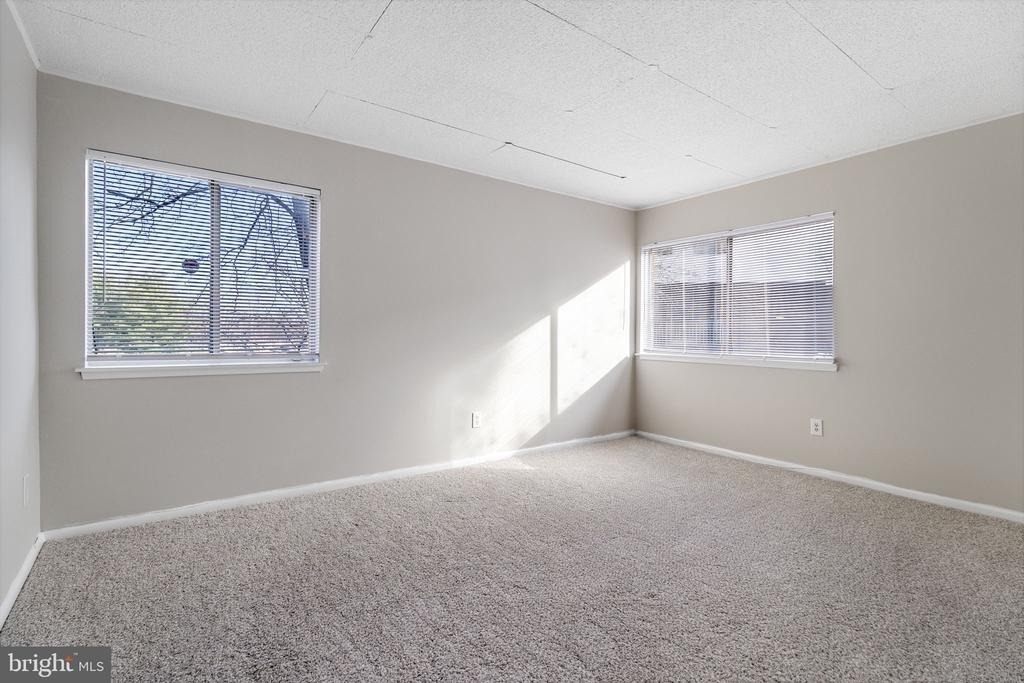 10239 Prince Place - Photo 25