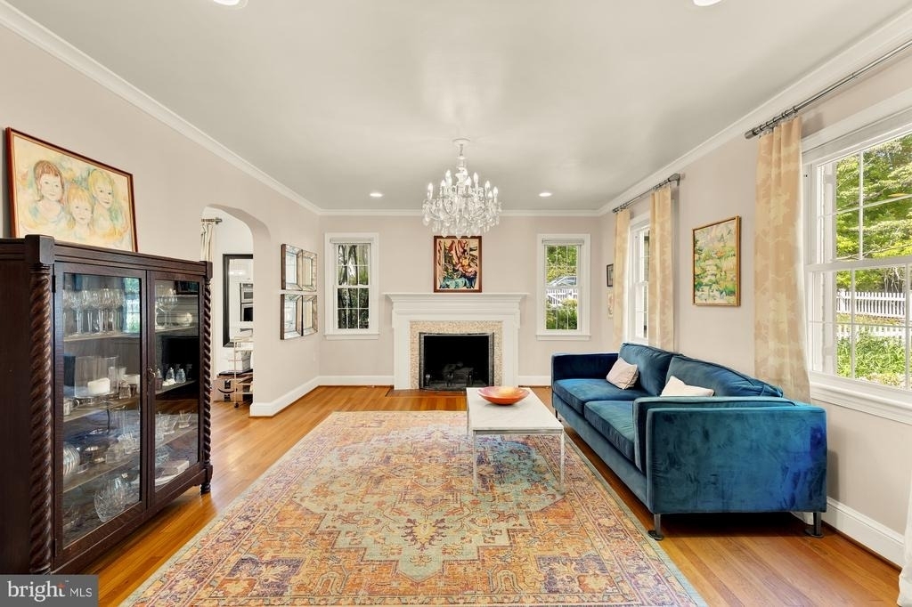 7208 Delfield Street - Photo 2