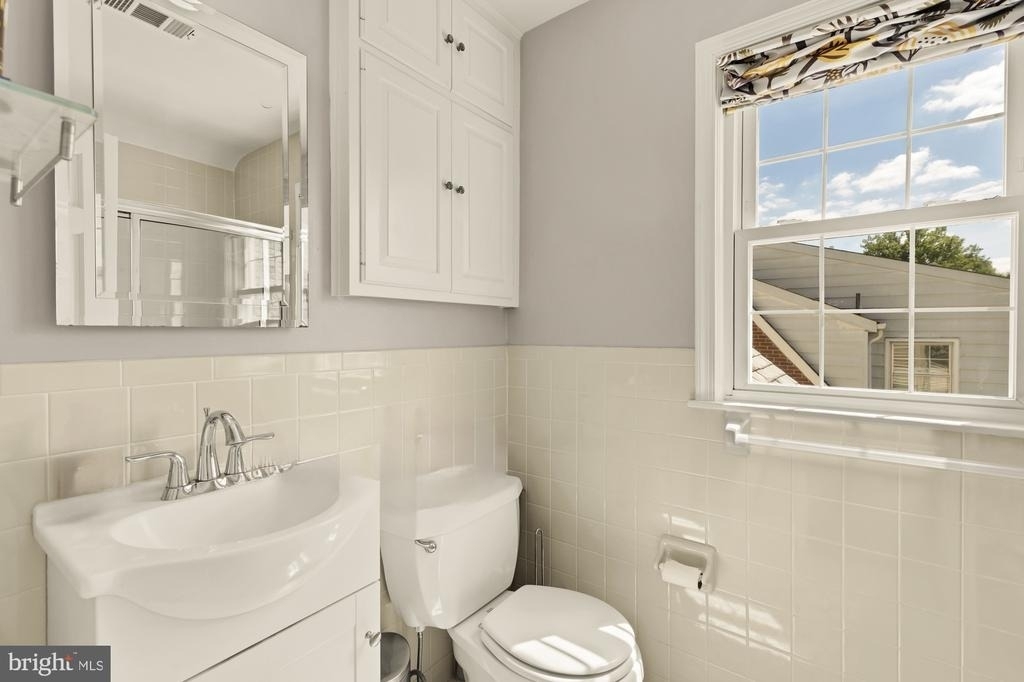 7208 Delfield Street - Photo 29