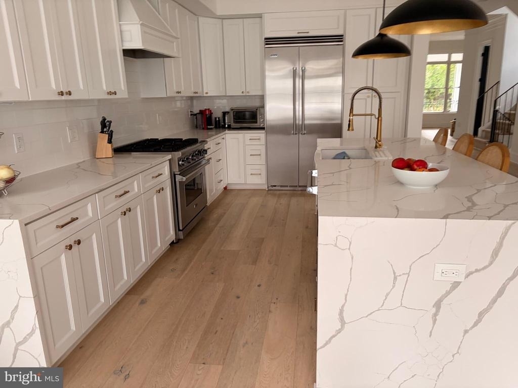 153 Quincy Street - Photo 11