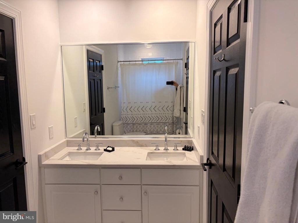 153 Quincy Street - Photo 37