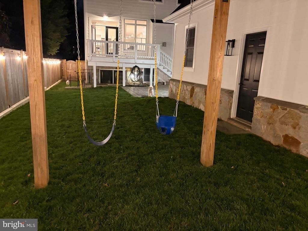 153 Quincy Street - Photo 89