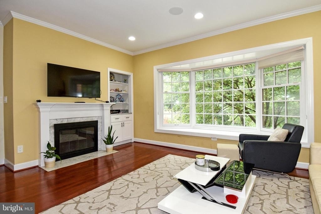 5153 Westbard Avenue - Photo 11
