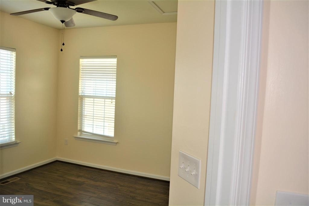 6203 Margarita Way - Photo 5