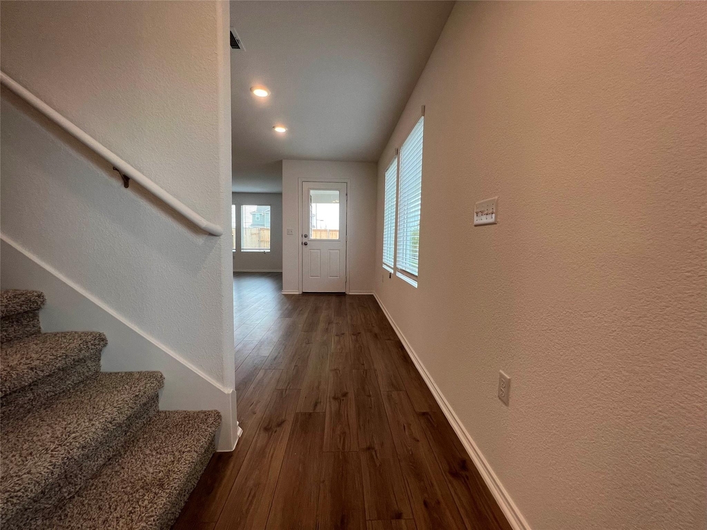 7224 Spotted Leaf Way - Photo 9