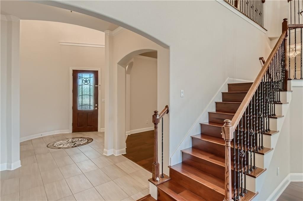 3822 Remington Rd - Photo 4