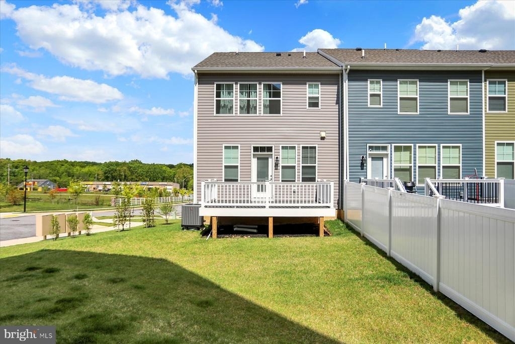 11301 Carobel Court - Photo 31