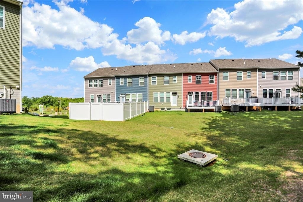 11301 Carobel Court - Photo 32