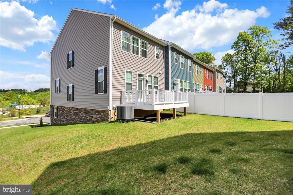 11301 Carobel Court - Photo 30