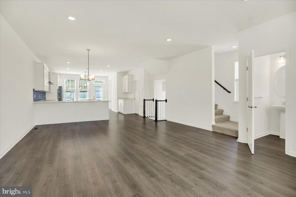 11301 Carobel Court - Photo 8