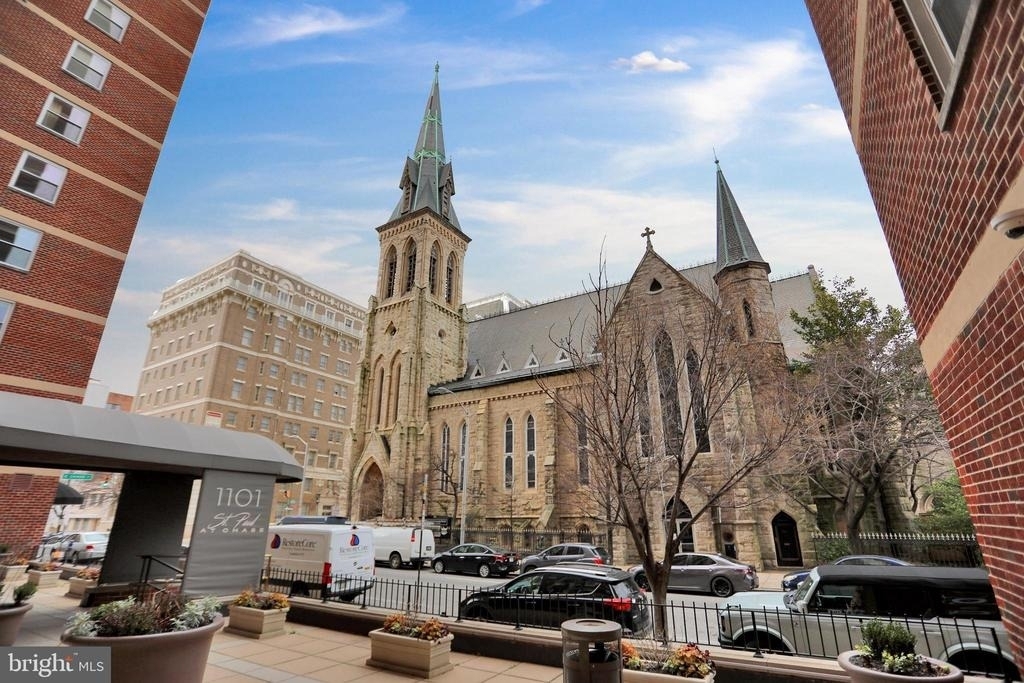 1101 Saint Paul Street - Photo 36