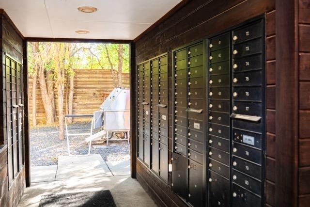 2505 Thornton Rd - Photo 34
