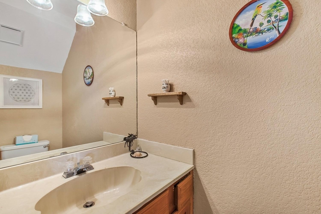 6029 Old Fredericksburg Rd - Photo 9