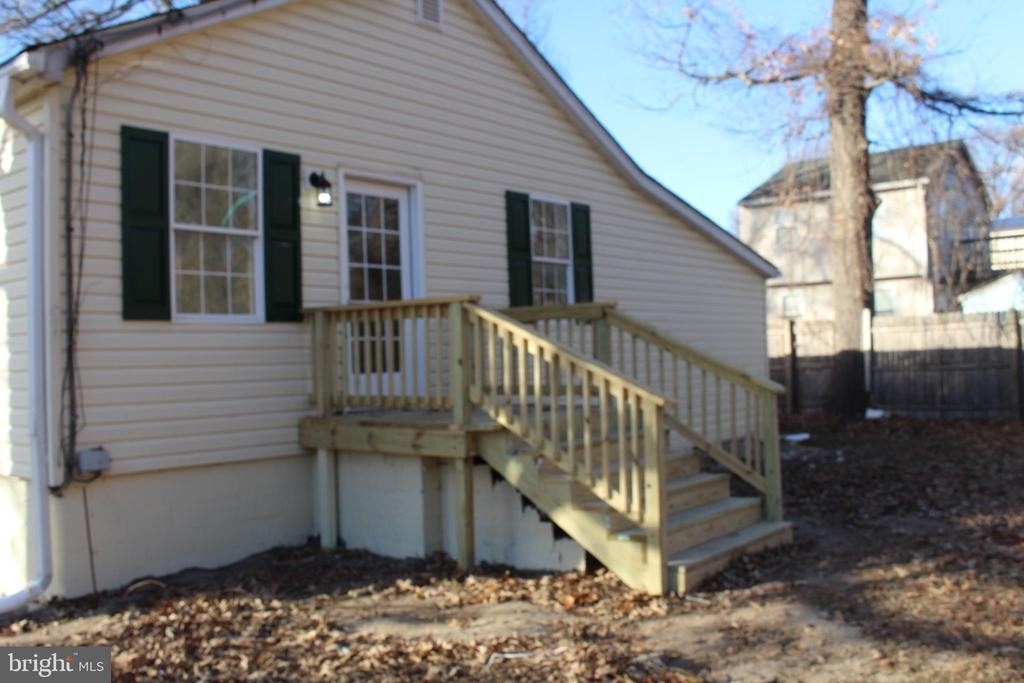 7967 Foster Avenue - Photo 5