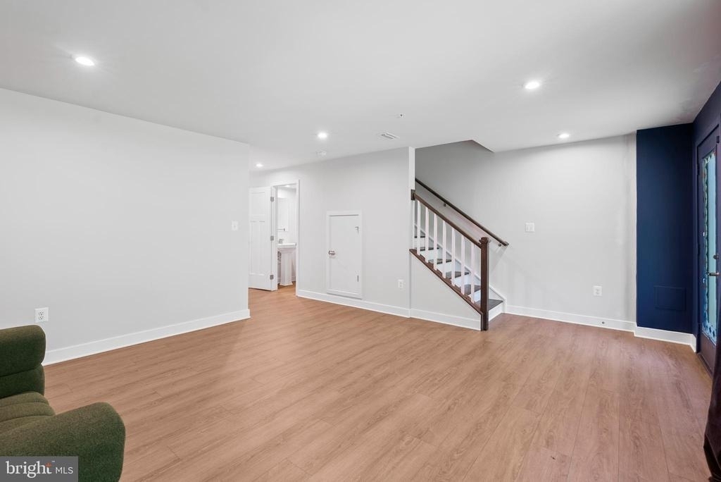 7903 Tanbridge Ln - Photo 5