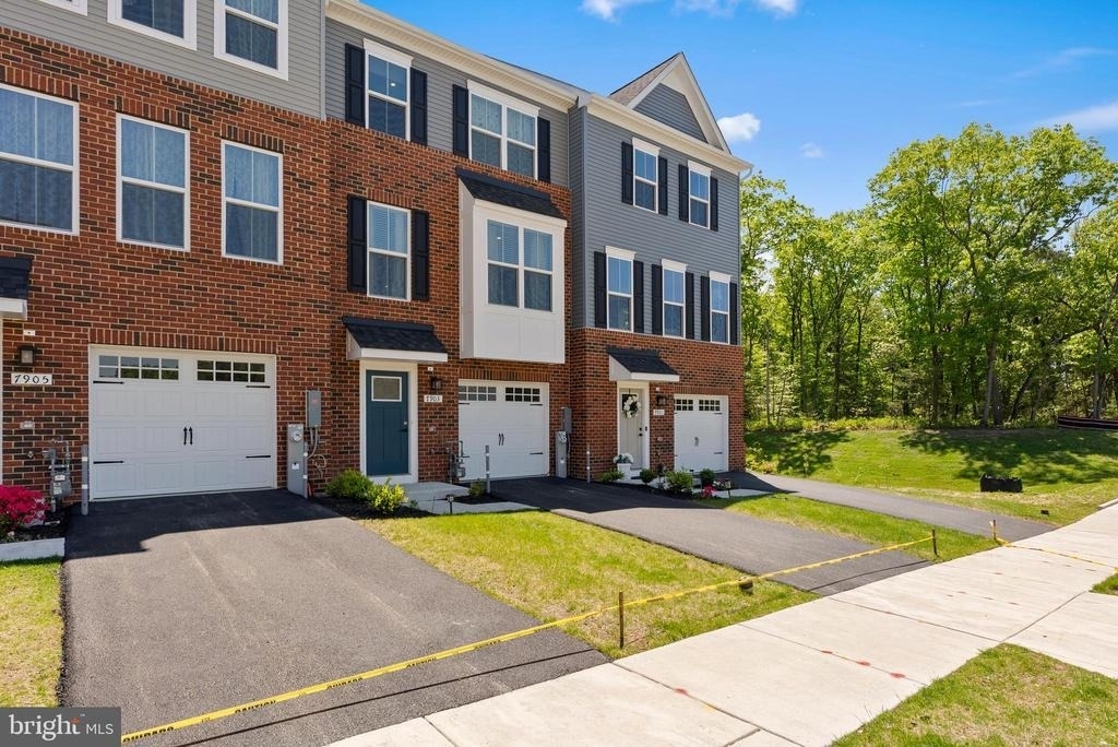 7903 Tanbridge Ln - Photo 1