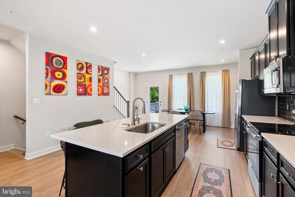 7903 Tanbridge Ln - Photo 16