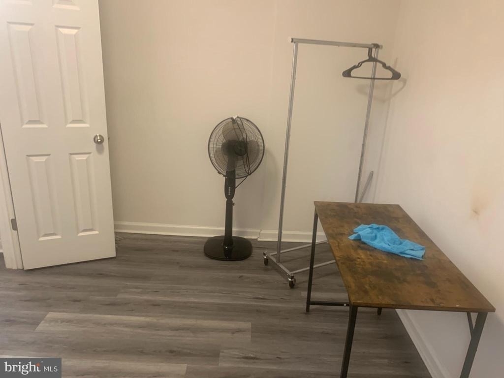 2405 Olden Avenue - Photo 4
