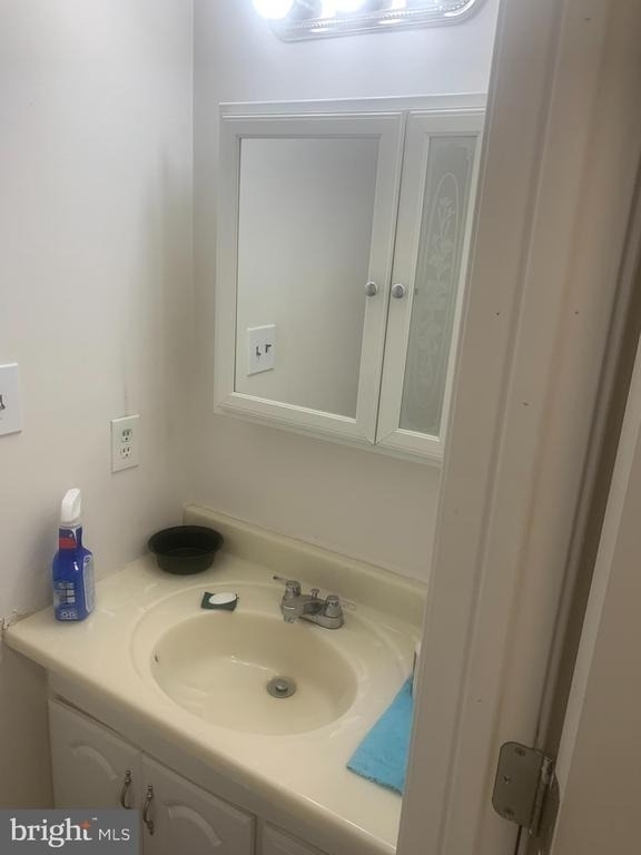 2405 Olden Avenue - Photo 3