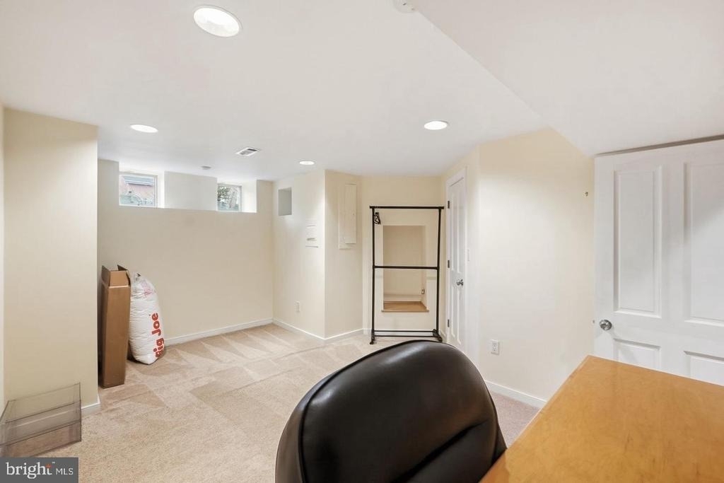 949 S Street Nw - Photo 23